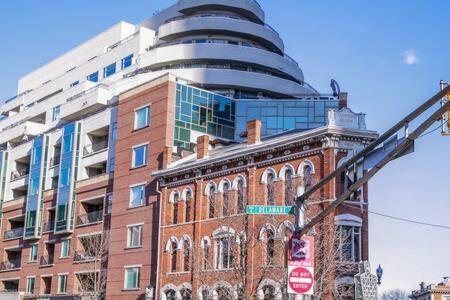 Cozysuites - 2Br With Direct Skybridge Access #5 อินเดียนาโพลิส ภายนอก รูปภาพ
